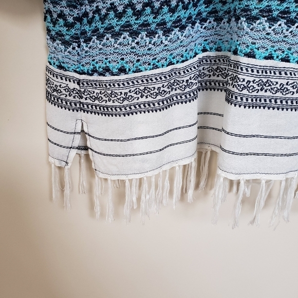 HANNAH Blue Fringe Blouse - Picture 4 of 6